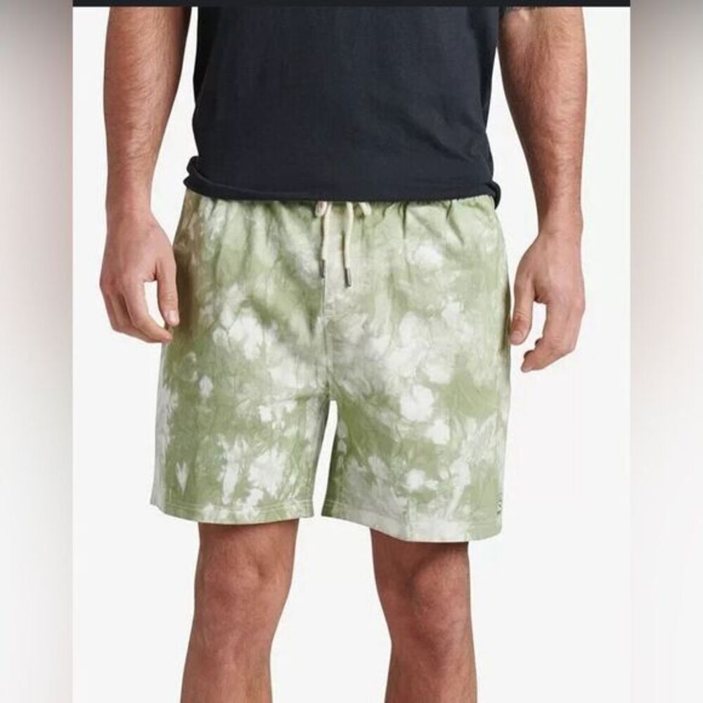 NWT Junk Food Clothing Green Tie-Dye Drawstring Waist Shorts - Size Large